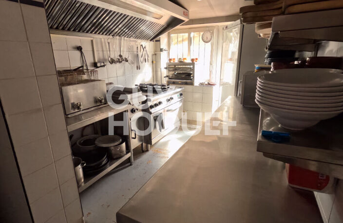 Ensemble immobilier Professionnel  ( terrain constructible , restaurant et appartement 80m2) — photo 5