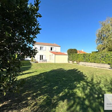 Maison 6 pièces 441900 €