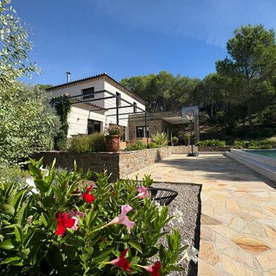 Maison 5 pièces 899000 €