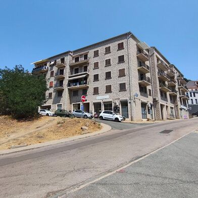 Appartement 4 pièces 200000 €