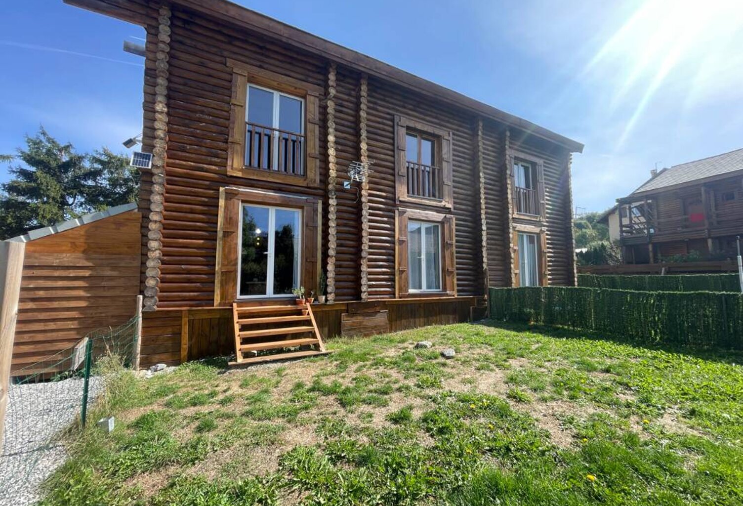 Appartement 2 chambres, Etat neuf,  dans le Champsaur Valgaudemaur à ANCELLE (05), meublé — photo 1