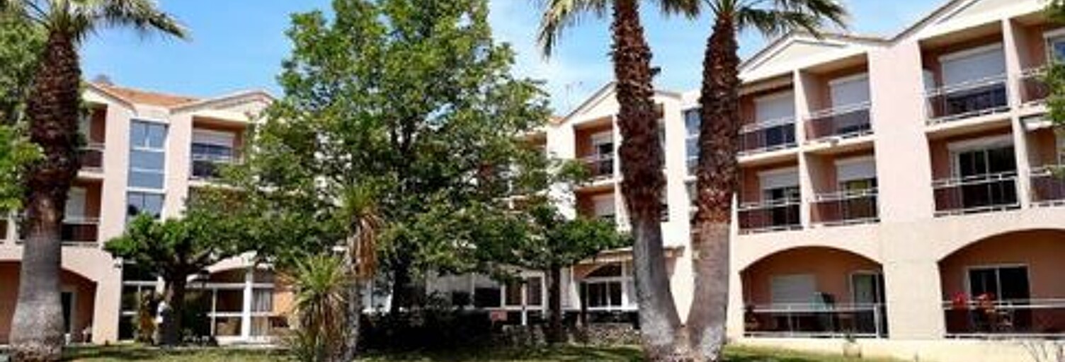 Appartement 1 Pièce 14 m² à vendre à Saint-Cyr-sur-Mer (83270)