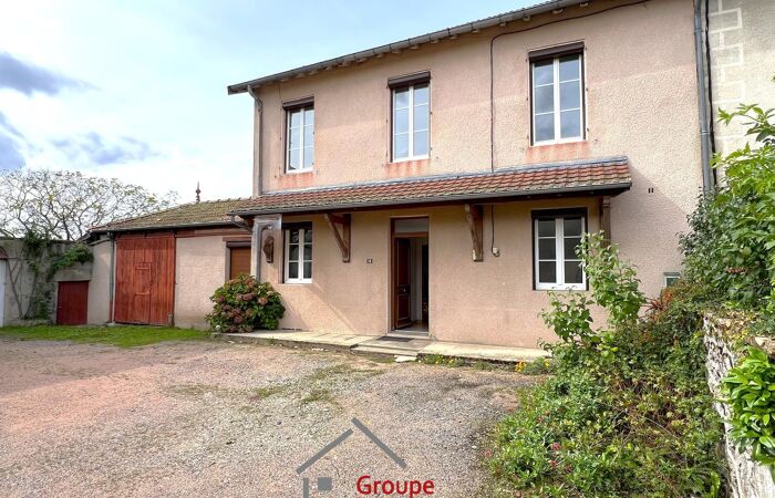 Maison 5 pièces 122 m² · à Dompierre-les-Ormes · 122 m² · 110 000 €