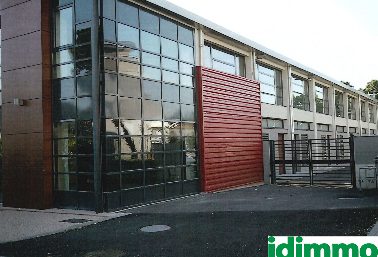 AUTERIVE-LOCAL COMMERCIAL 38 m2 — photo 1