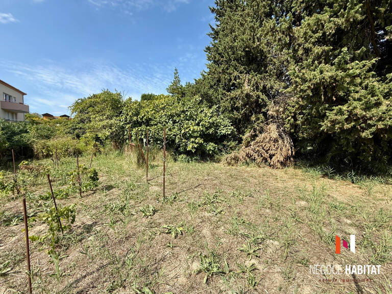 Terrain constructible de 355  m2 Secteur PORT ARIANE — photo 1