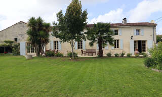 Maison 9 Pièces 460 m² à vendre à Saintes (17100)