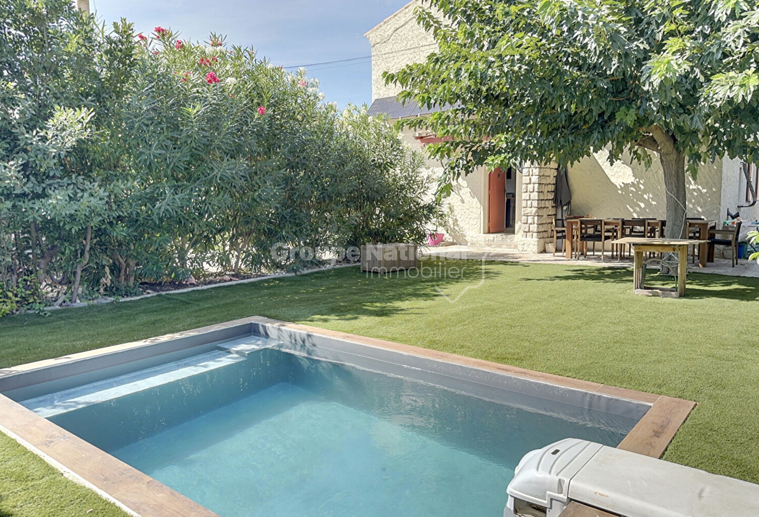 Villa de type 6 avec garage et piscine, au calme d'une impasse Marignane . — photo 1