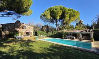 Maison 8 Pièces 202 m² à vendre à Mougins (06250)