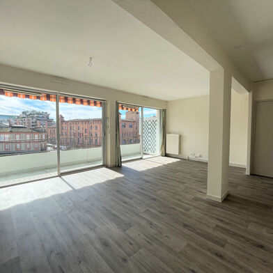 Appartement 4 pièces 840 €