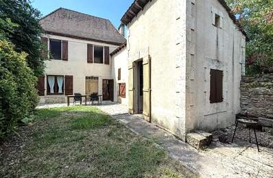 Charmante Maison en Pierre avec Jardin et Dépendances à Deux Pas du Centre-Ville de Buisson-de-Cadouin — photo du bien