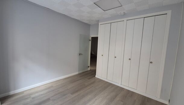 Local commercial  à louer Nay 64800