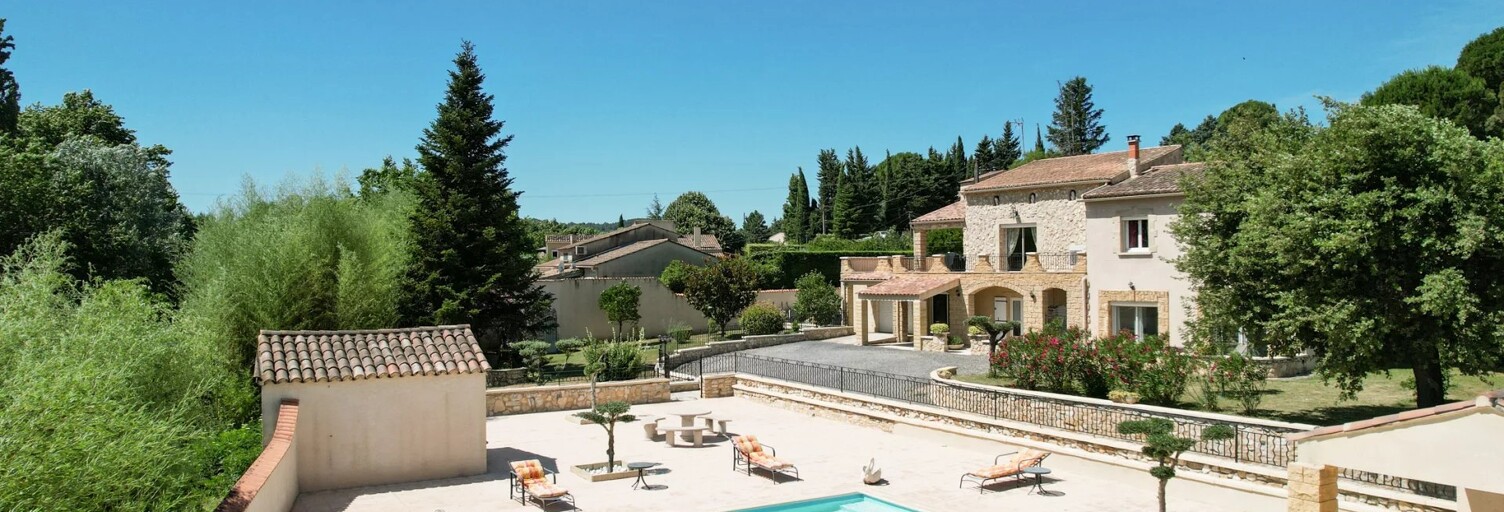 Maison 10 Pièces 248 m² à vendre à Uzès (30700)