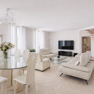 Maison 7 pièces 995000 €