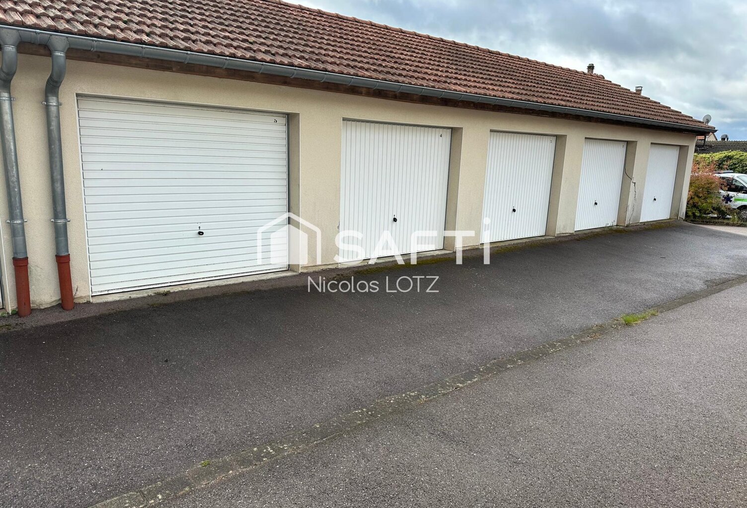 Garage/box 72m² à Folschviller Spécial Investisseur !!! — photo 1