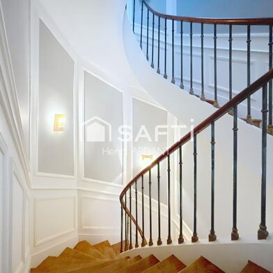 Maison 11 pièces 623000 €