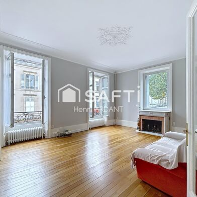 Maison 11 pièces 599900 €