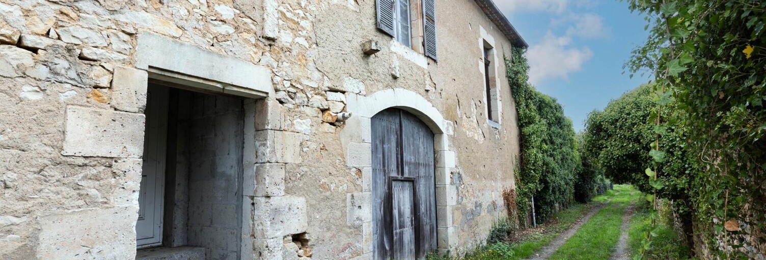 Maison 6 Pièces 126 m² à vendre à La Rochefoucauld-en-Angoumois (16110)