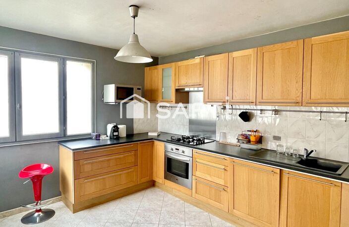 Lumineux T4 de 87 m² avec balcon et parking — photo 2