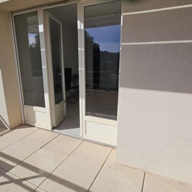 Appartement 3 pièces 135000 €