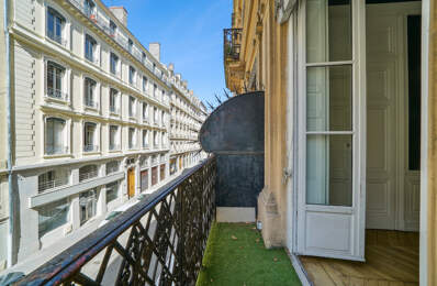 Lyon 6 - Place Maréchal Lyautey: Un appartement T2 entièreme — photo du bien