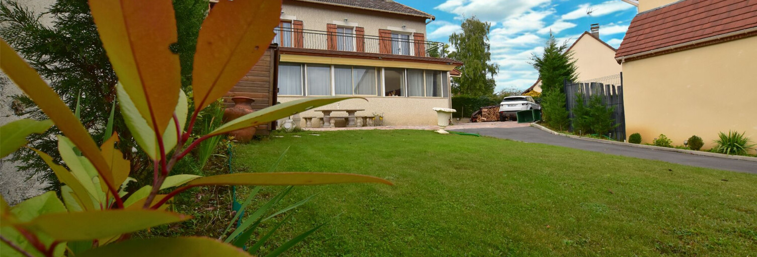 Maison 8 Pièces 212 m² à vendre à Les Essarts-le-Roi (78690)