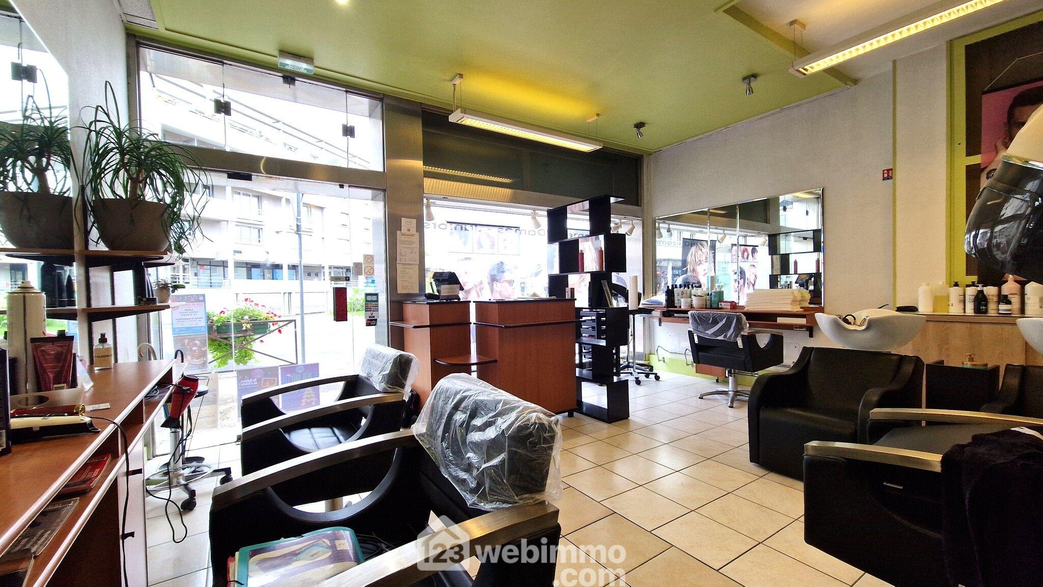 Photo Local - 30m² - Laon image 2/4
