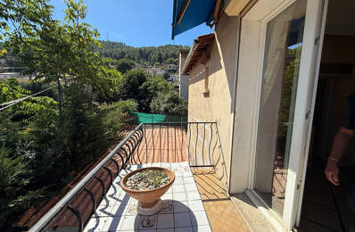 13011   Maison  non mitoyenne de 139 m2 plus 70 m2 d'annexes — photo du bien