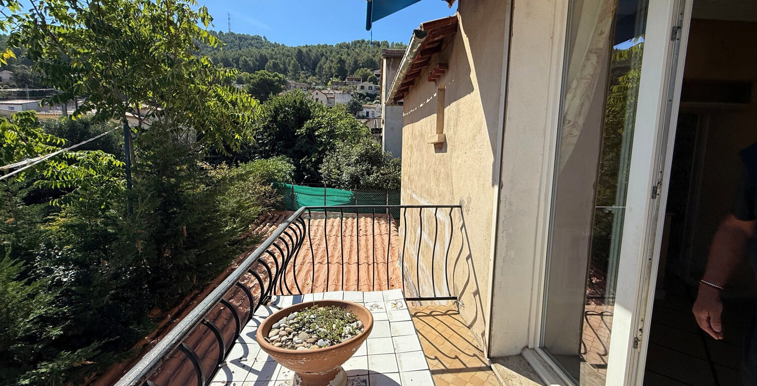 13011   Maison  non mitoyenne de 139 m2 plus 70 m2 d'annexes — photo 1