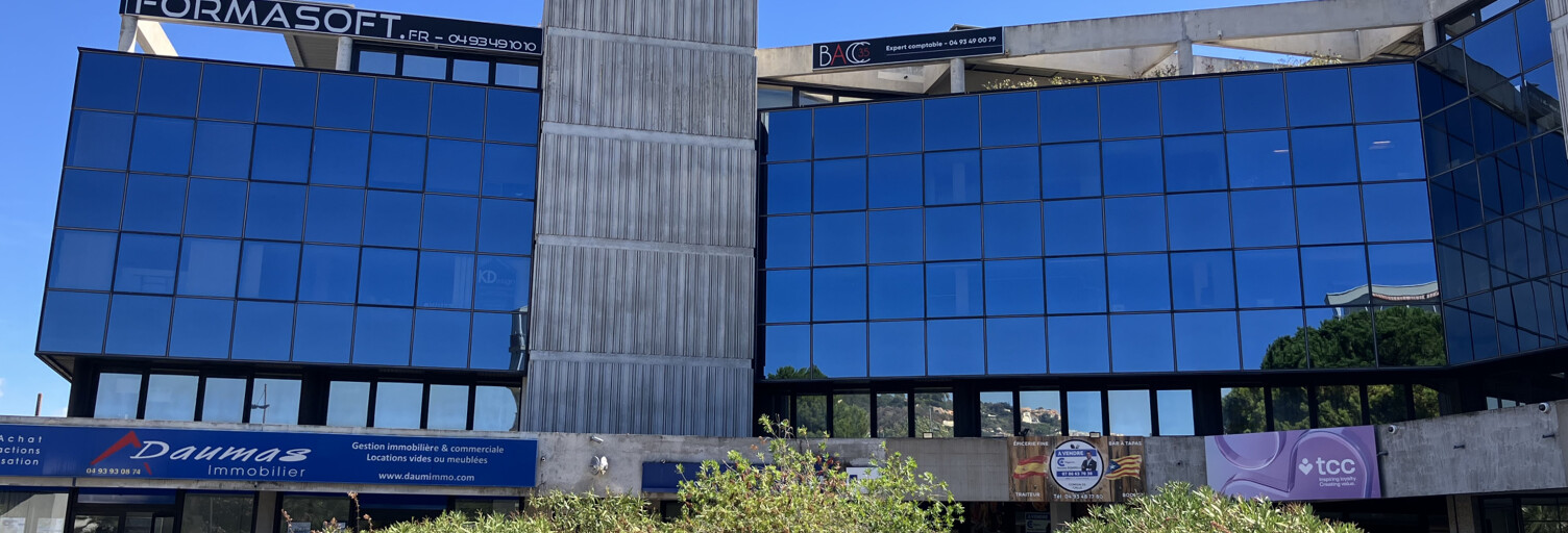 Bureau  71 m² à louer à Mandelieu-la-Napoule (06210)