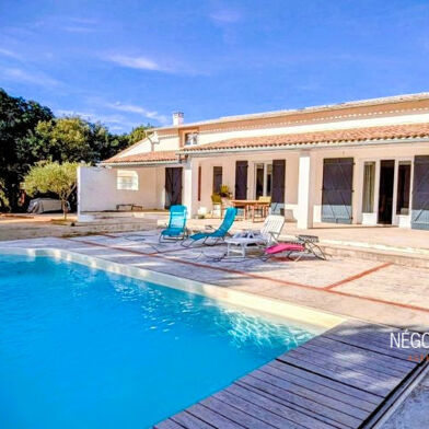 Maison 10 pièces 447200 €