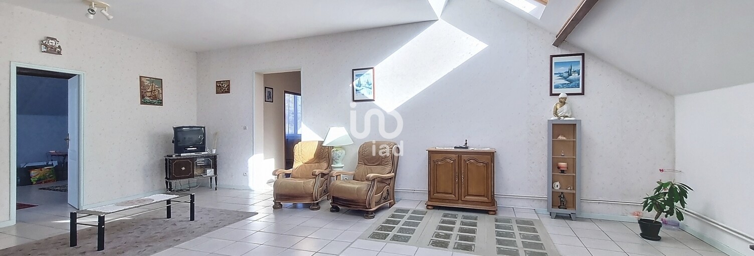 Maison 9 Pièces 243 m² à vendre à Dury (80480)