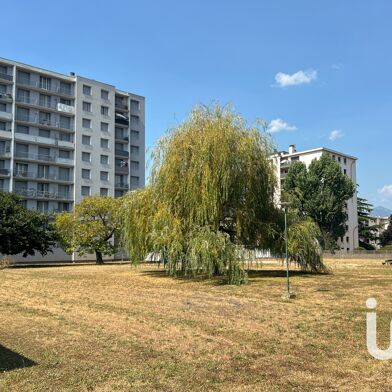 Appartement 4 pièces 117000 €