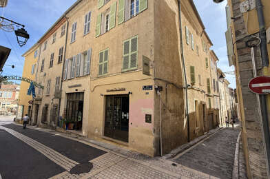 Immeuble  595000 €