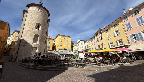 Immeuble  à vendre Hyères 83400