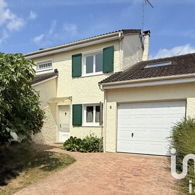 Maison 7 pièces 349000 €