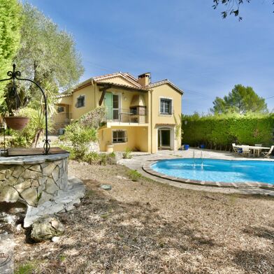 Maison 6 pièces 770000 €