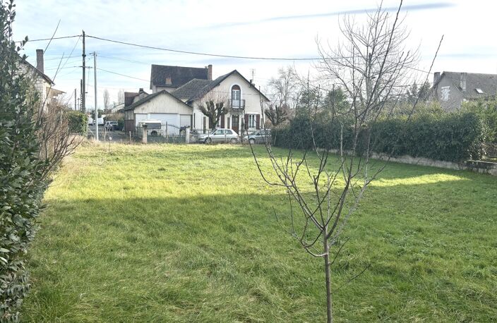 Terrain — photo 2