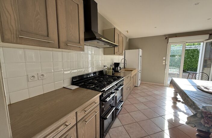 Villa — photo 5