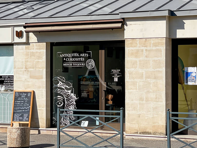 Local commercial Auvers Sur Oise — photo 1