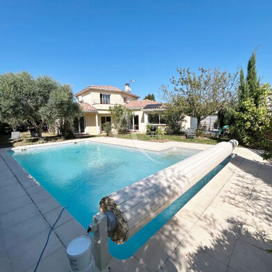 Maison 5 pièces 586900 €