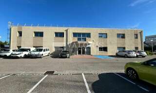 Bureau  101 m² à louer à Vitrolles (13127)