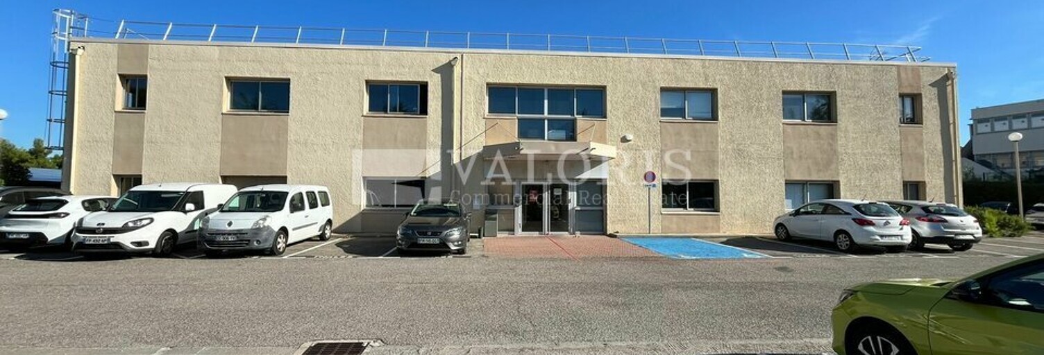 Bureau  101 m² à louer à Vitrolles (13127)