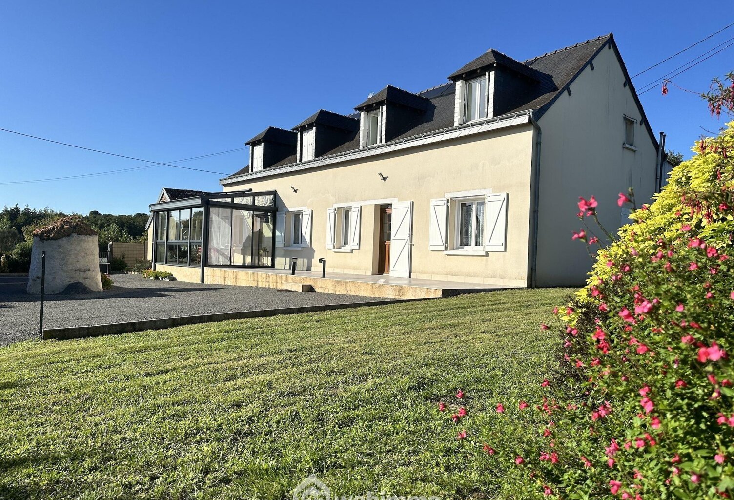 Maison - 182m² - Mouliherne — photo 1