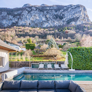 Maison 8 pièces 2595000 €