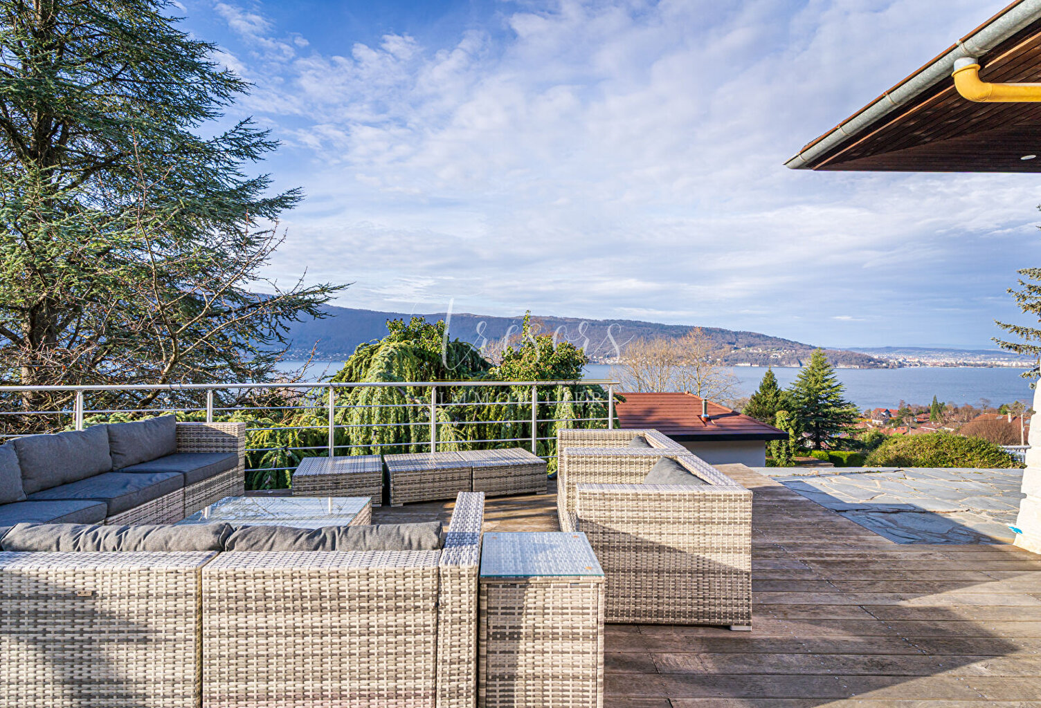 Veyrier Du Lac, Villa de Charme avec Vue Lac Exceptionnelle — photo 1