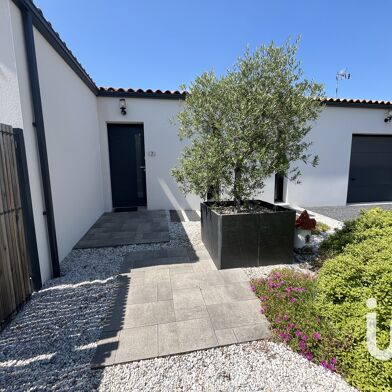 Maison 5 pièces 374400 €