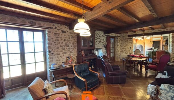 Villa / Maison 6 pièces  à vendre Rochemaure 07400