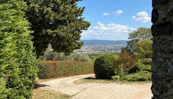 Villa / Maison 6 pièces  à vendre Rochemaure 07400