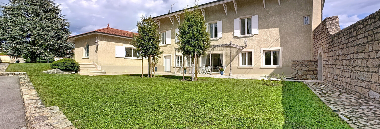 Maison 7 Pièces 320 m² à vendre à Saint-Genis-Laval (69230)