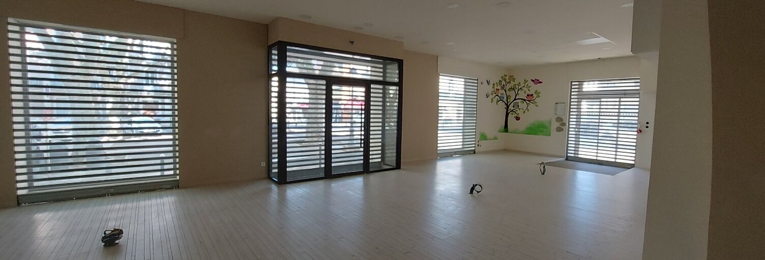 Commerce 1 Pièce 122 m² à louer à Montagnac (34530)